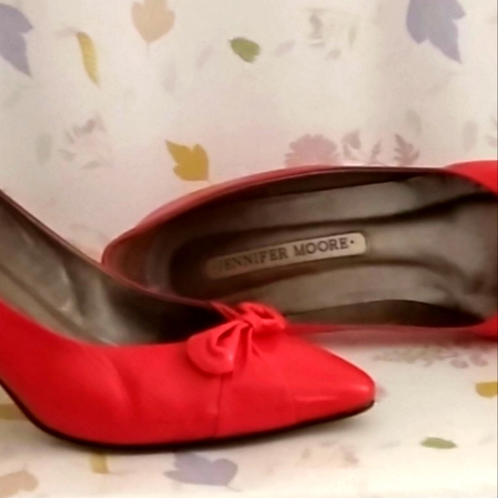 Women's shoes